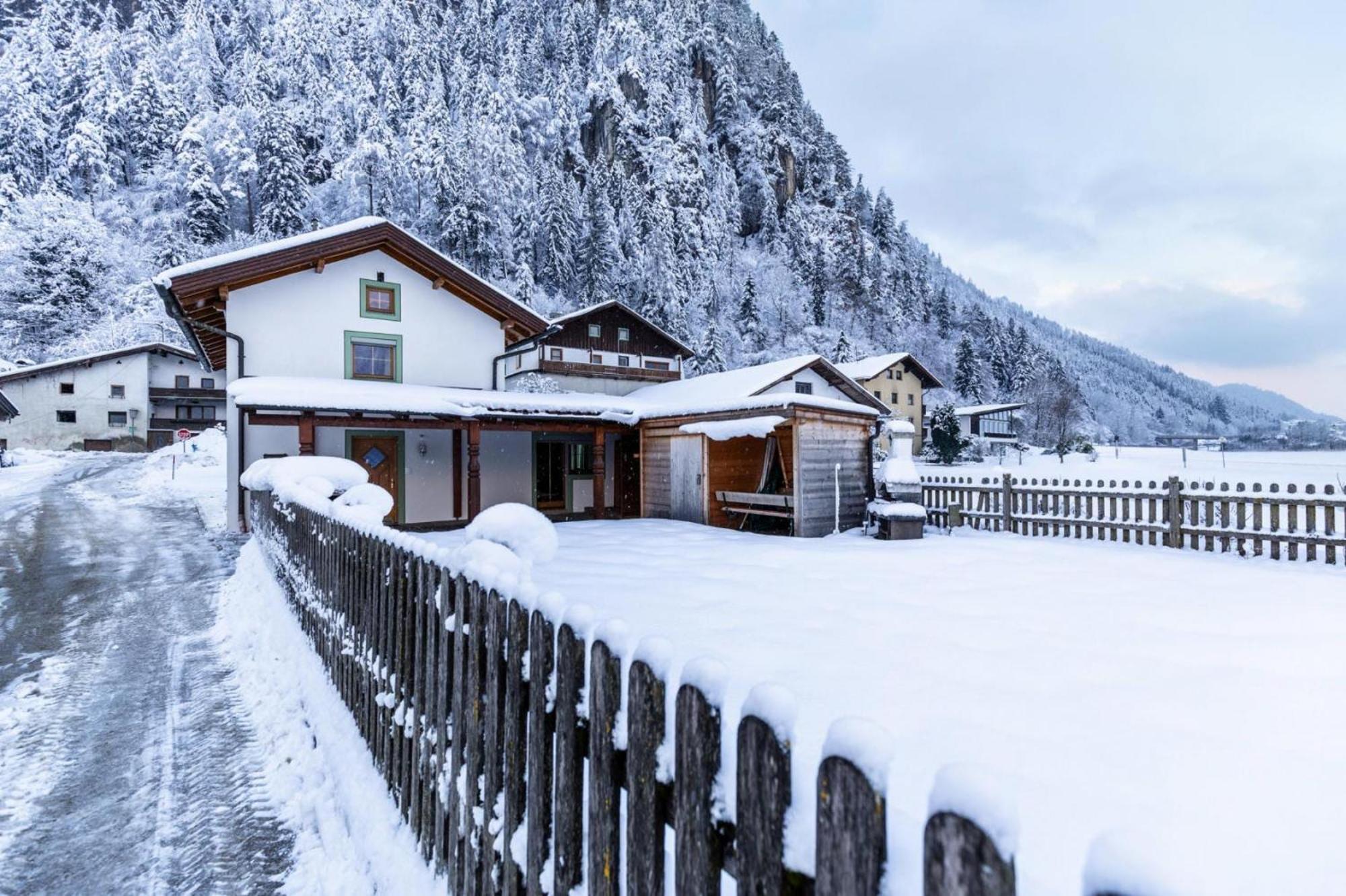 Holiday Home, Strass Im Zillertal Eksteriør bilde